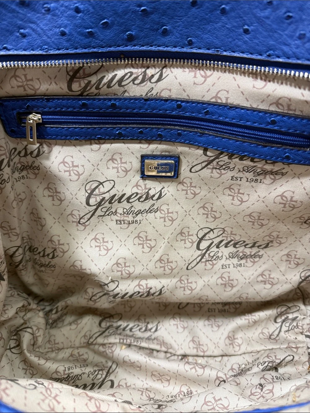 Guess Nikki Faux Ostrich Design Purse with Gold Chain ❤️